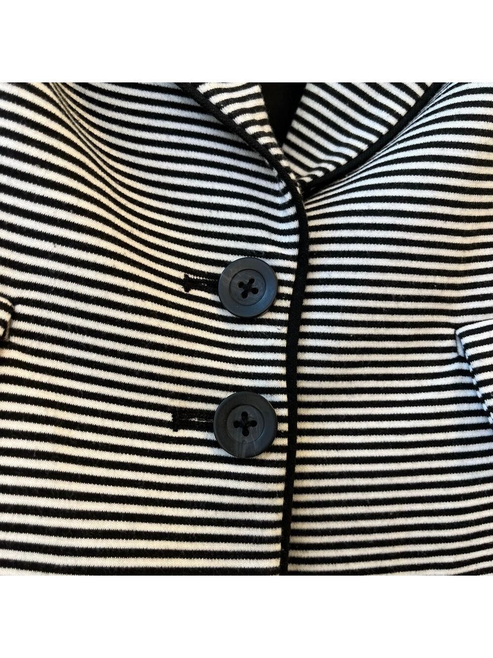 BCBG Striped Black & White Cropped Blazer Jacket Women’s Small - Picture 6 of 12